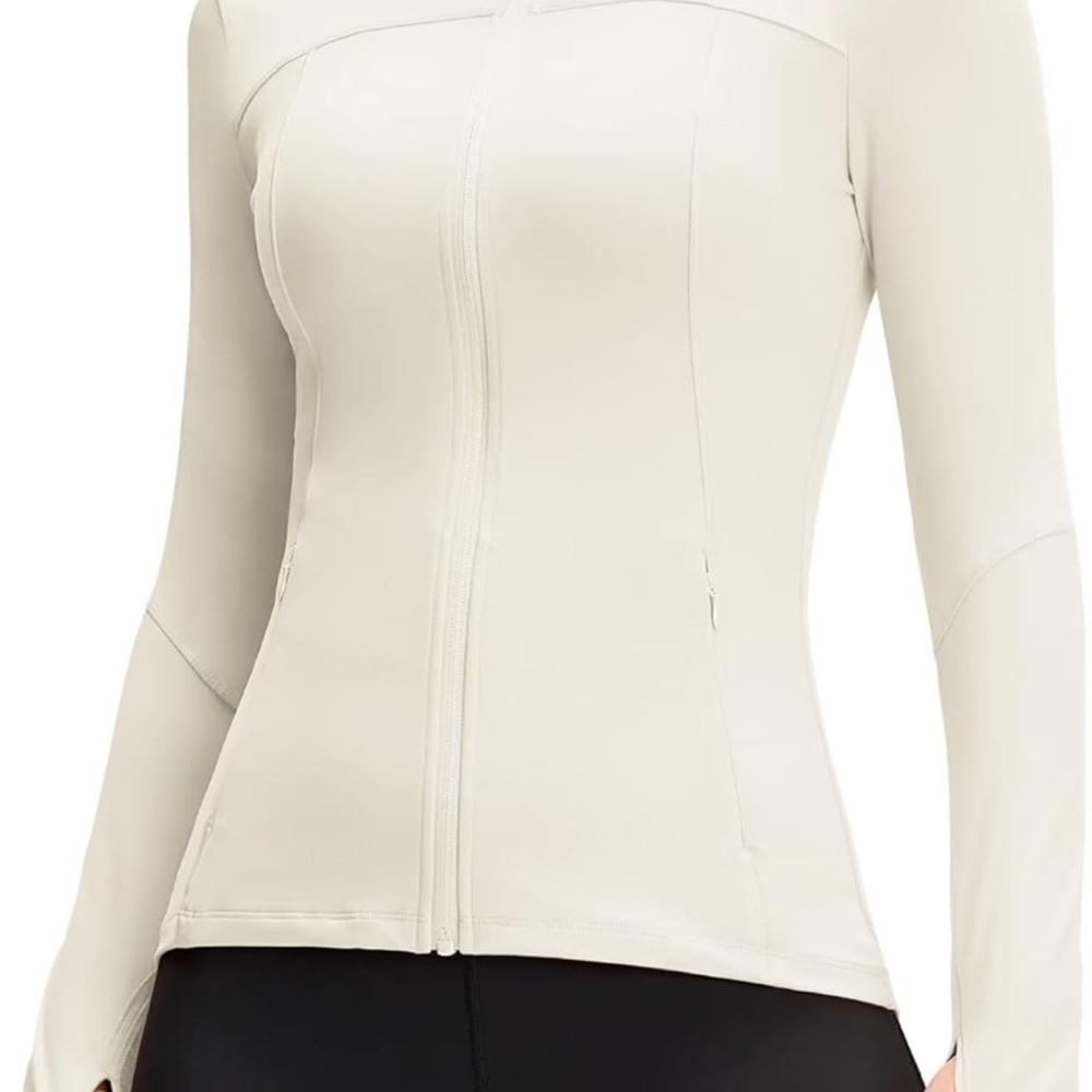 Queenieke Women’s Running Jacket NWT Size Small With Flaws